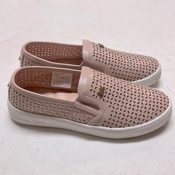 ๐HP๐Michael Kors Jem Olivia Blush Colored Laser Cut Loafers - Picture 3 of 12